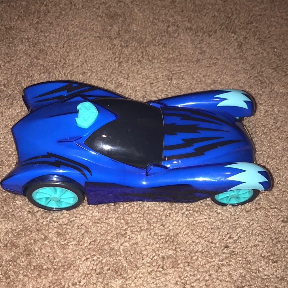 PJ Masks Cat Car Light Up Racer